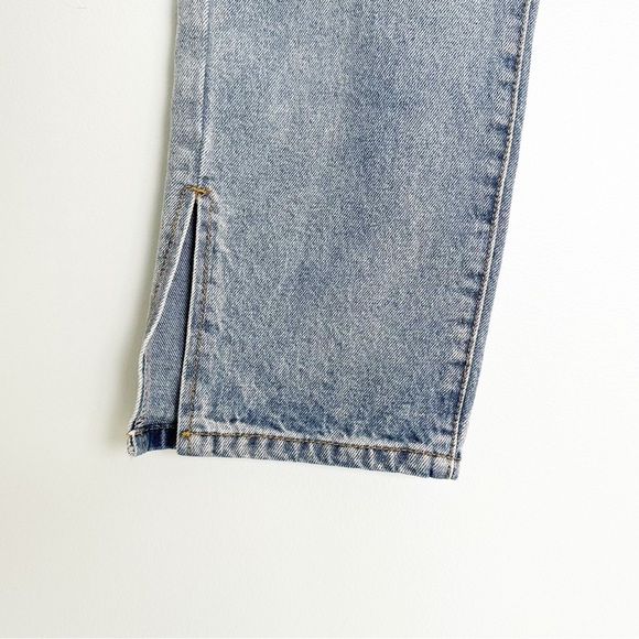 PrettyLittleThing Straight Leg Split Hem Detail Denim Jeans - Picture 3 of 8